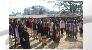 विद्यालयमा अनिवार्य जातीय पोशाक