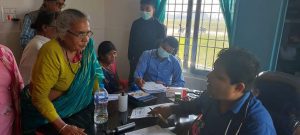 निःशुल्क स्वास्थ्य शिविरमा ४ सय जनाको स्वास्थ्य परिक्षण