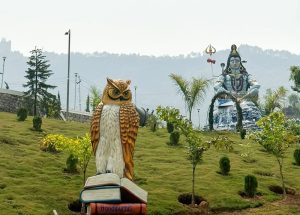 शिव र लाटोकोसेरोको मूर्ति