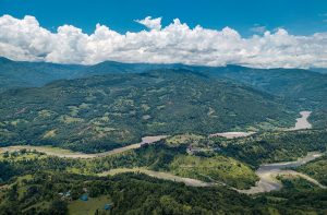 अरुण उपत्यकाको मनोरम दृश्य