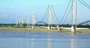 झोलुङ्गे पुललाई सजावट : आन्तरिक पर्यटकको नयाँ आकर्षण