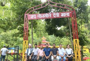 पर्यटकीय केन्द्र बन्दै ‘तीनखोले मन्दिर’